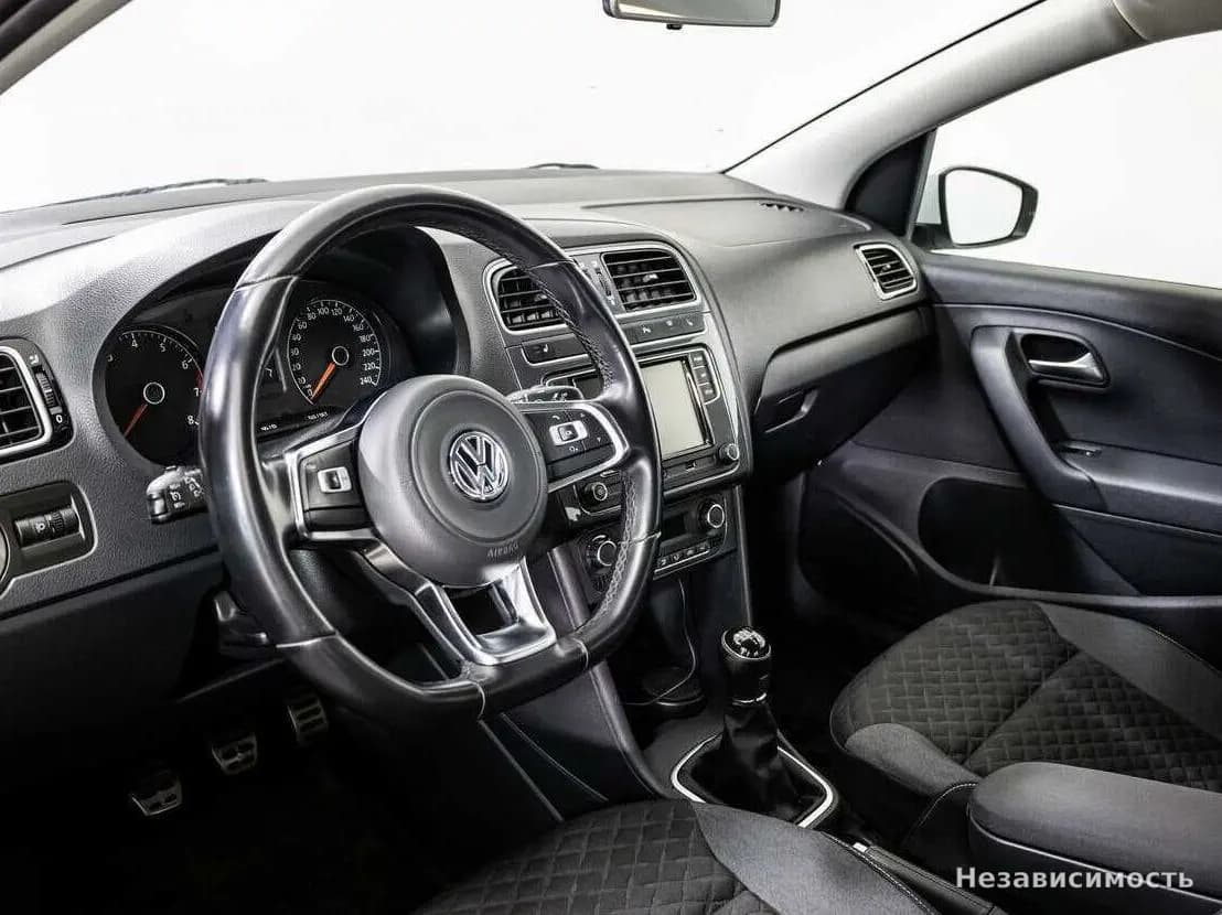 Volkswagen Polo 2018 с пробегом — фото 9