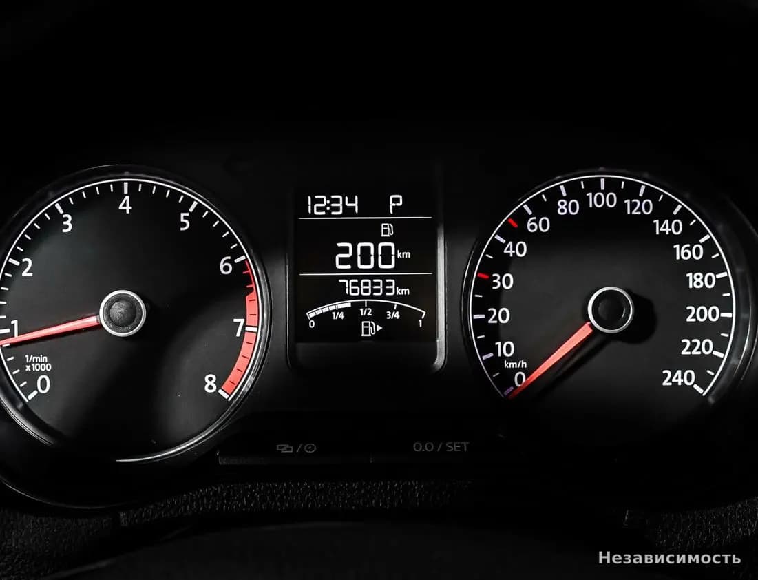 Volkswagen Polo 2017 с пробегом — фото 9