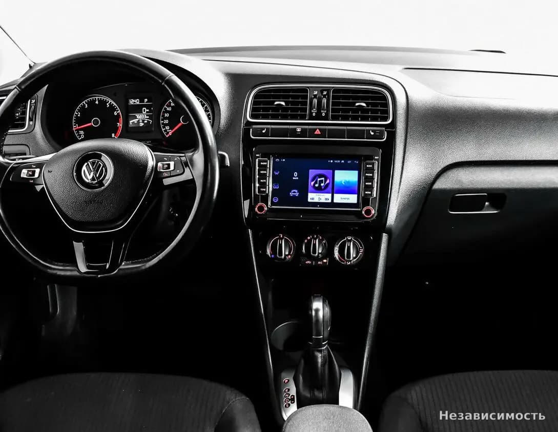 Volkswagen Polo 2017 с пробегом — фото 10