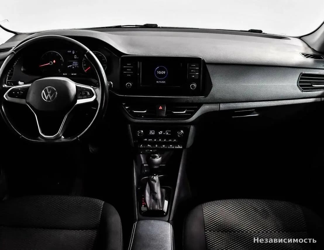 Volkswagen Polo 2020 с пробегом — фото 10