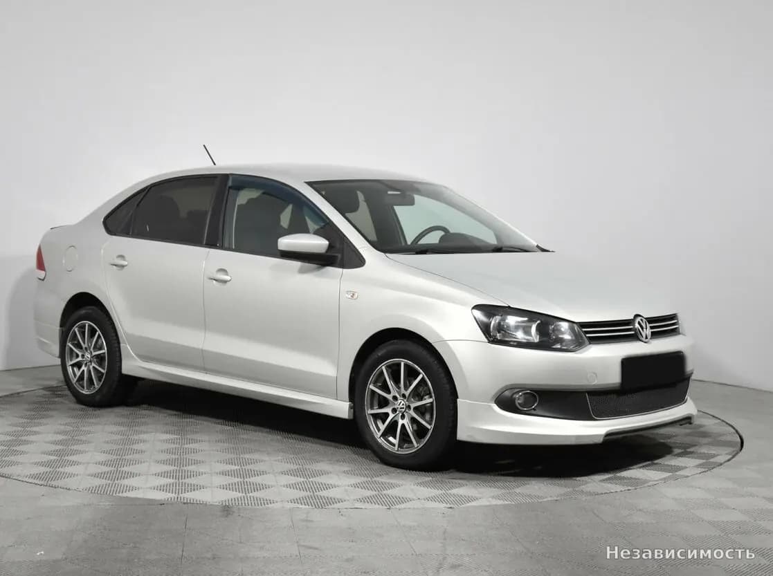Volkswagen Polo 2014 с пробегом — фото 3