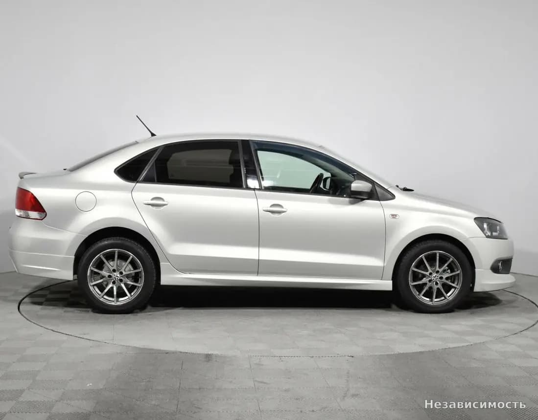 Volkswagen Polo 2014 с пробегом — фото 4