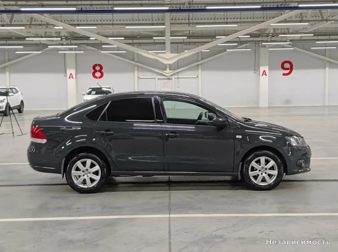 Volkswagen Polo 2014 с пробегом — фото 4