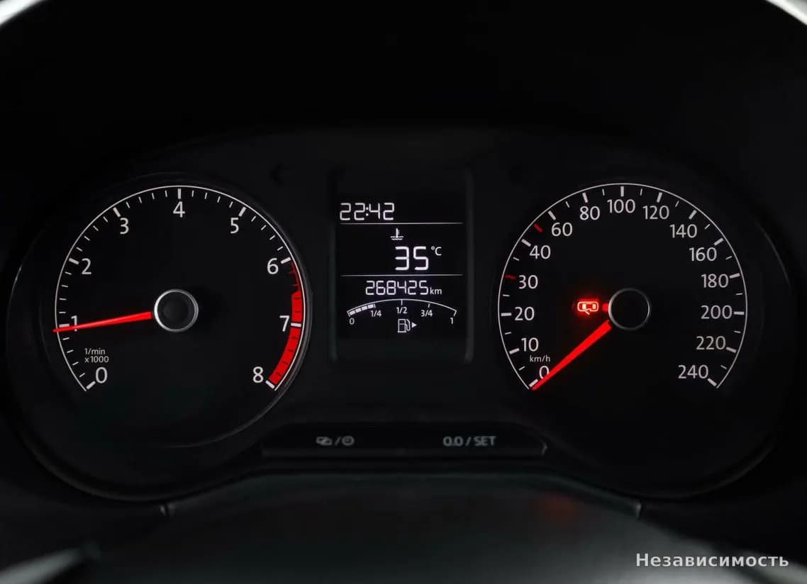 Volkswagen Polo 2018 с пробегом — фото 10