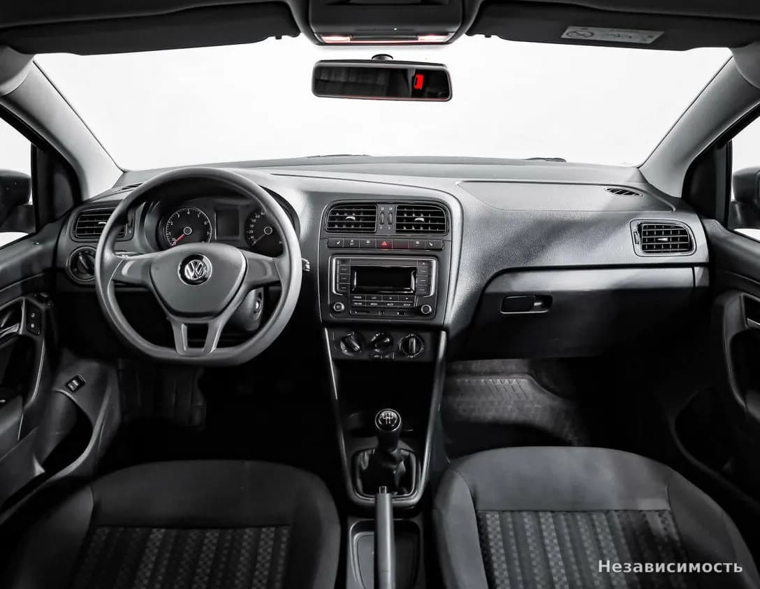 Volkswagen Polo 2018 с пробегом — фото 8