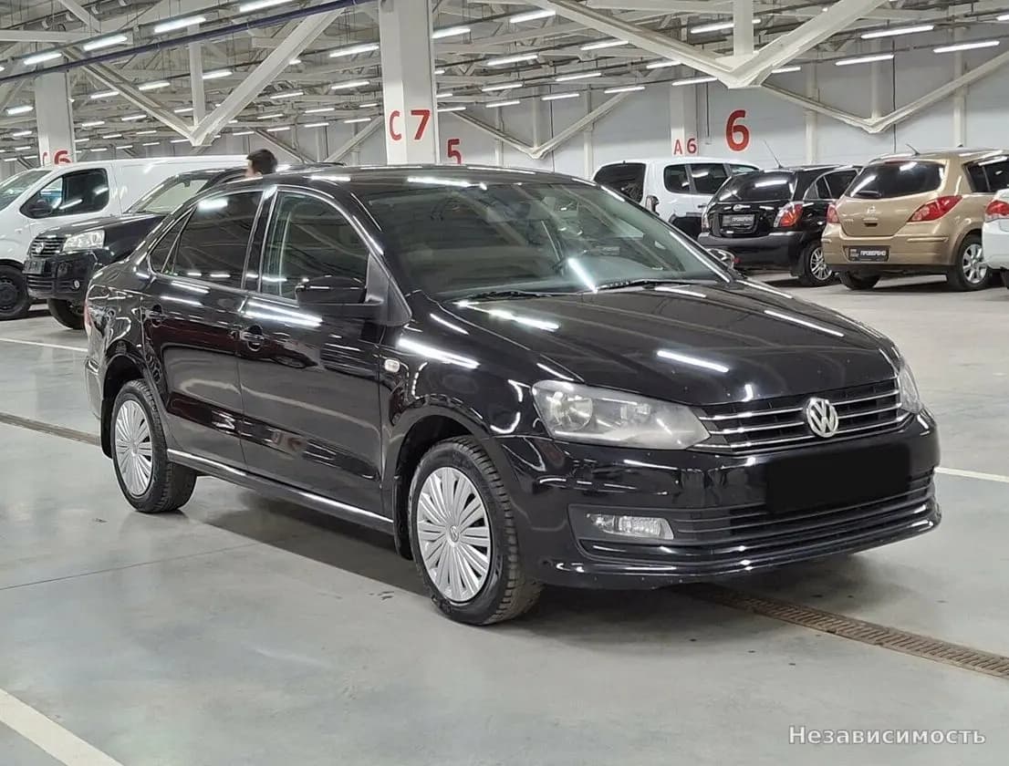 Volkswagen Polo 2017 с пробегом — фото 3