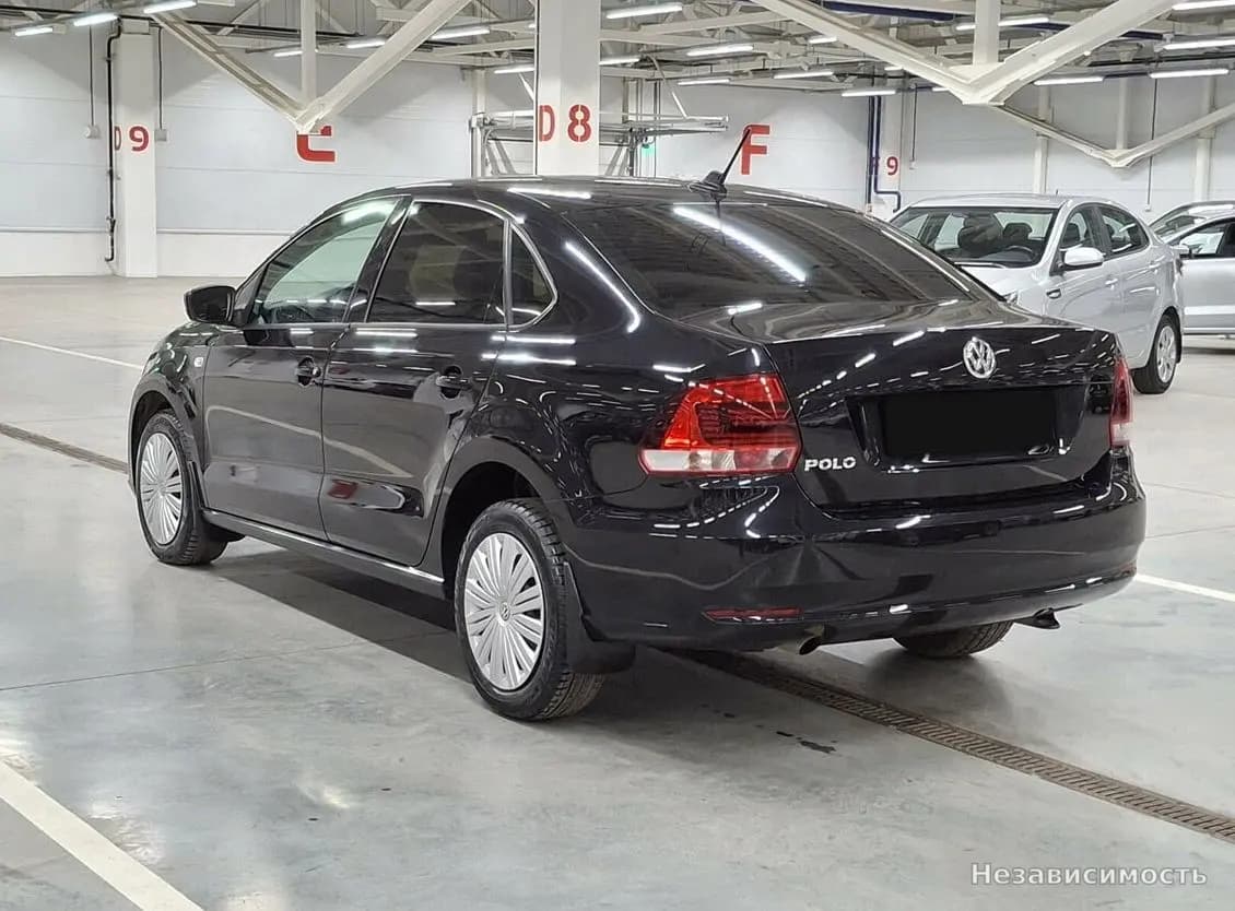 Volkswagen Polo 2017 с пробегом — фото 7