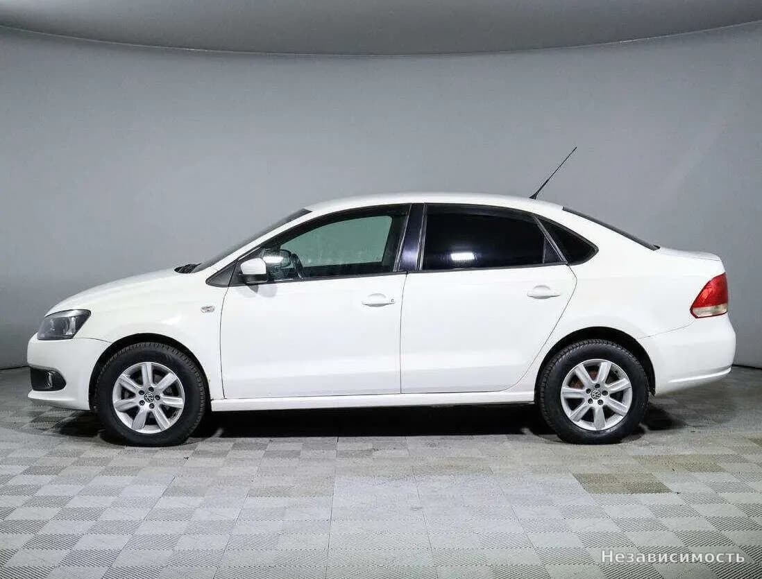 Volkswagen Polo 2012 с пробегом — фото 8