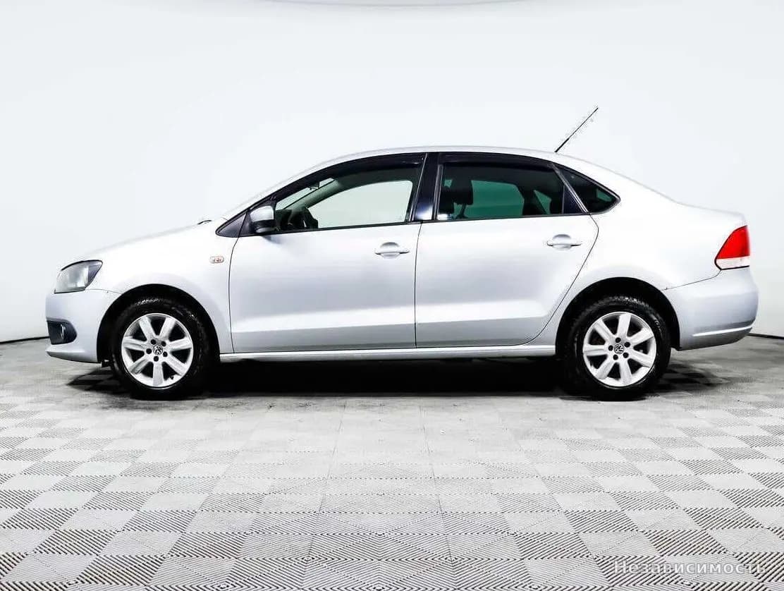 Volkswagen Polo 2012 с пробегом — фото 8
