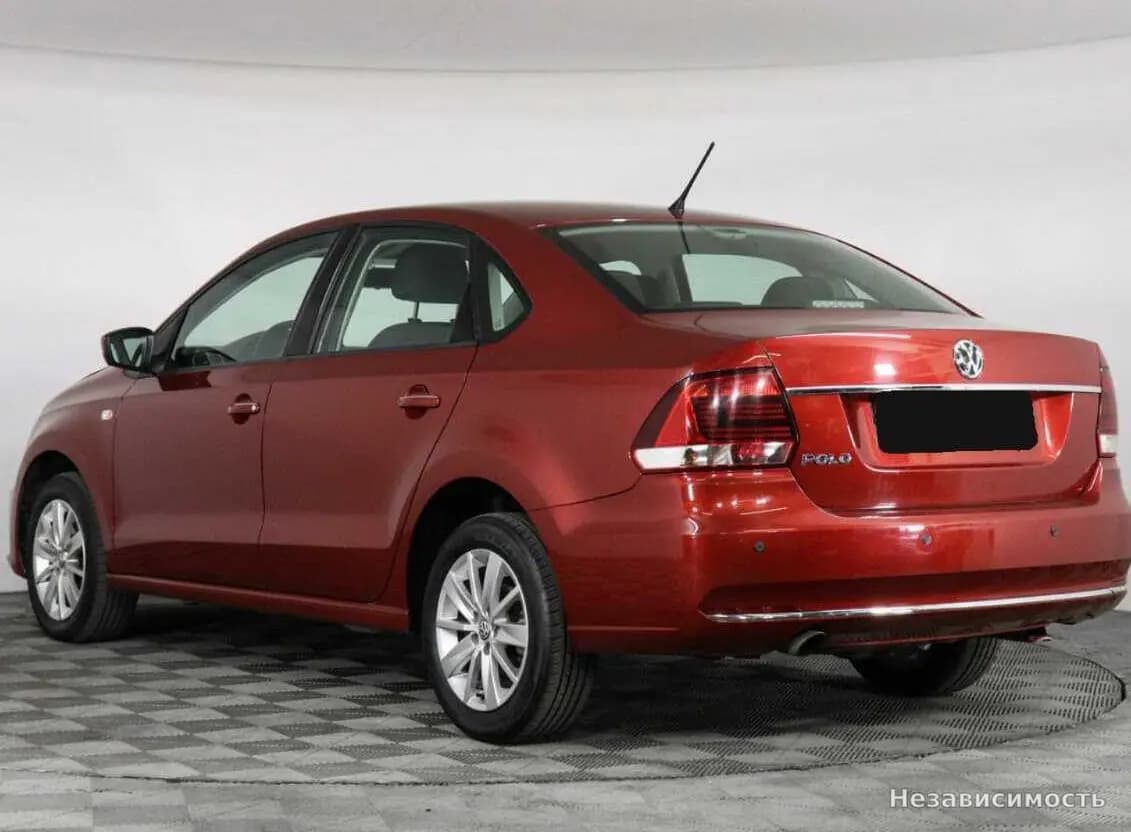 Volkswagen Polo 2015 с пробегом — фото 4