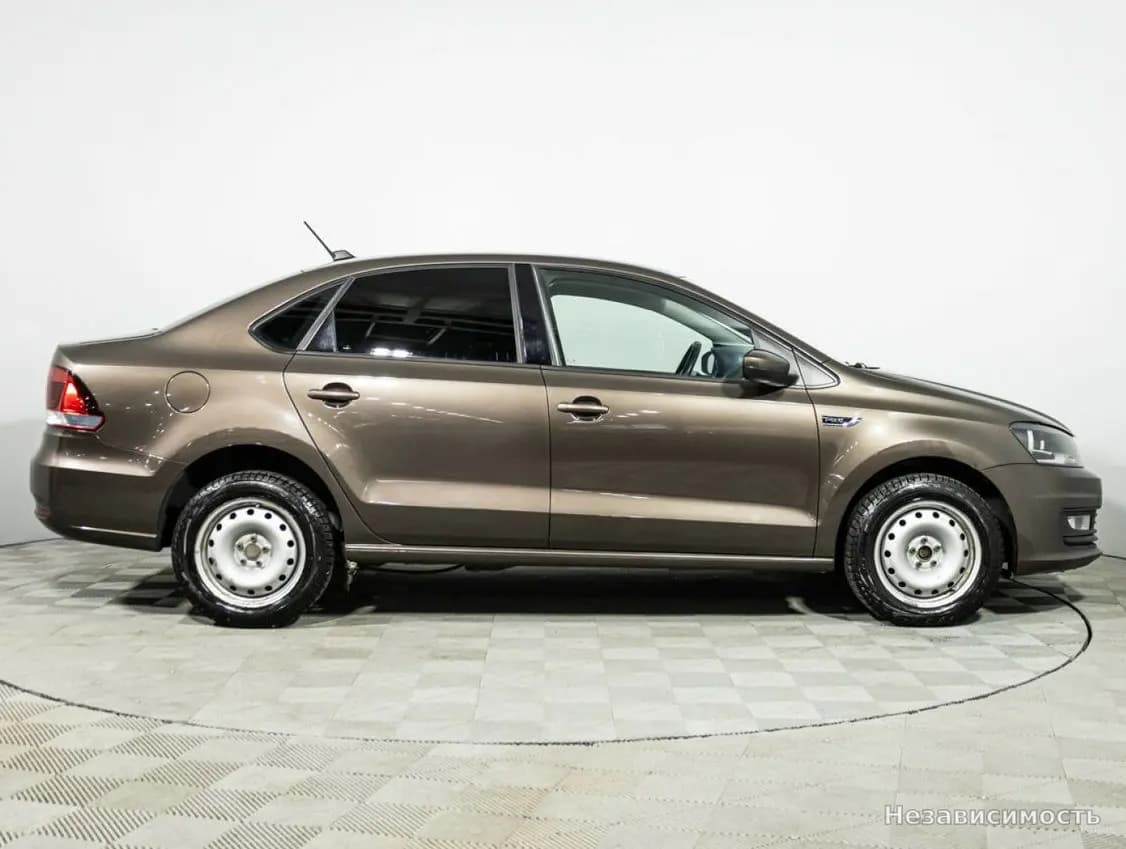 Volkswagen Polo 2018 с пробегом — фото 4