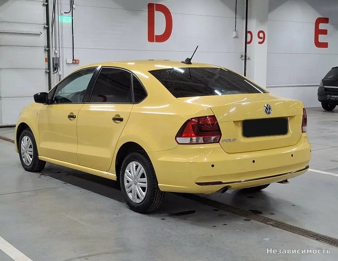 Volkswagen Polo 2017 с пробегом — фото 7