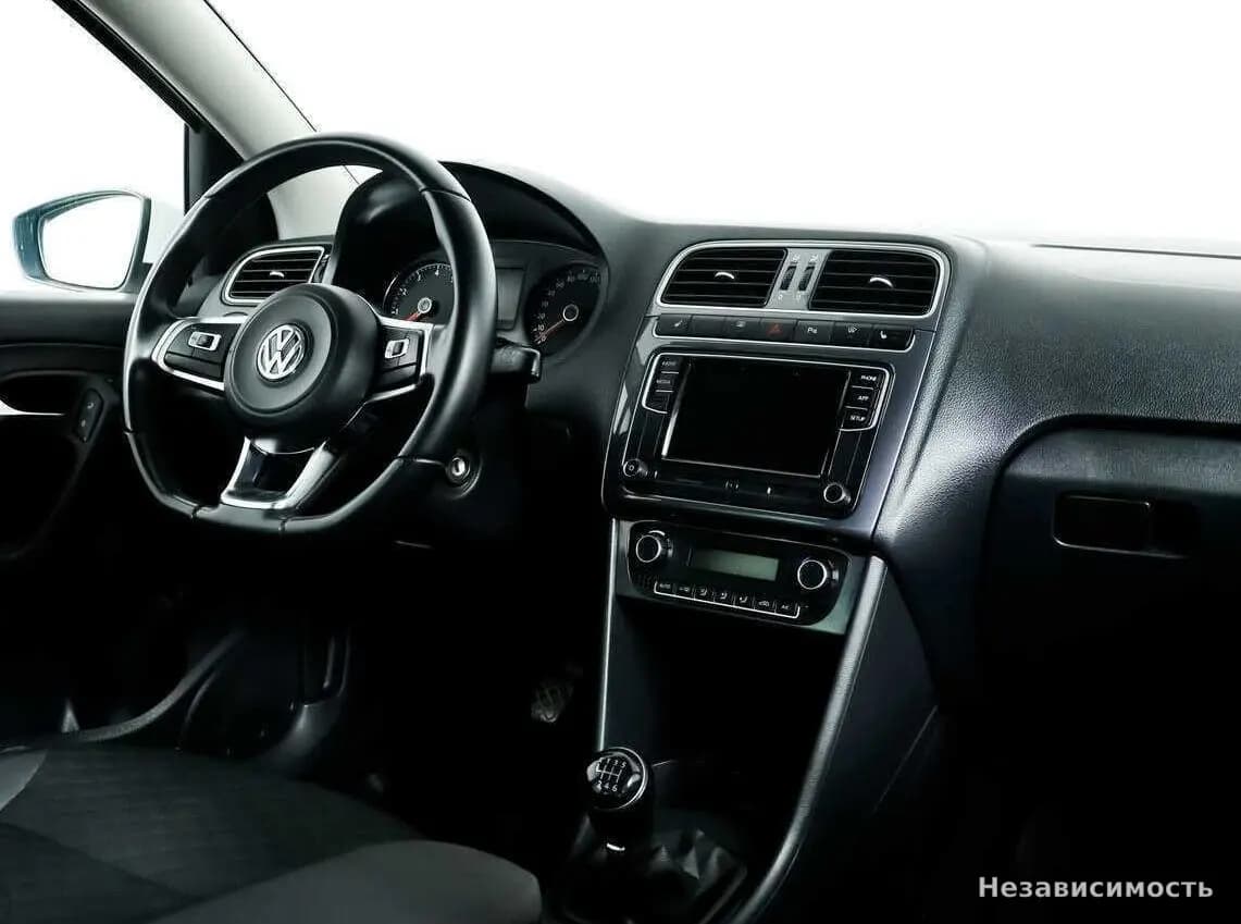 Volkswagen Polo 2019 с пробегом — фото 9