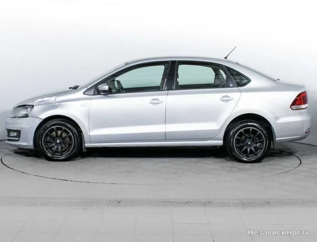 Volkswagen Polo 2016 с пробегом — фото 8
