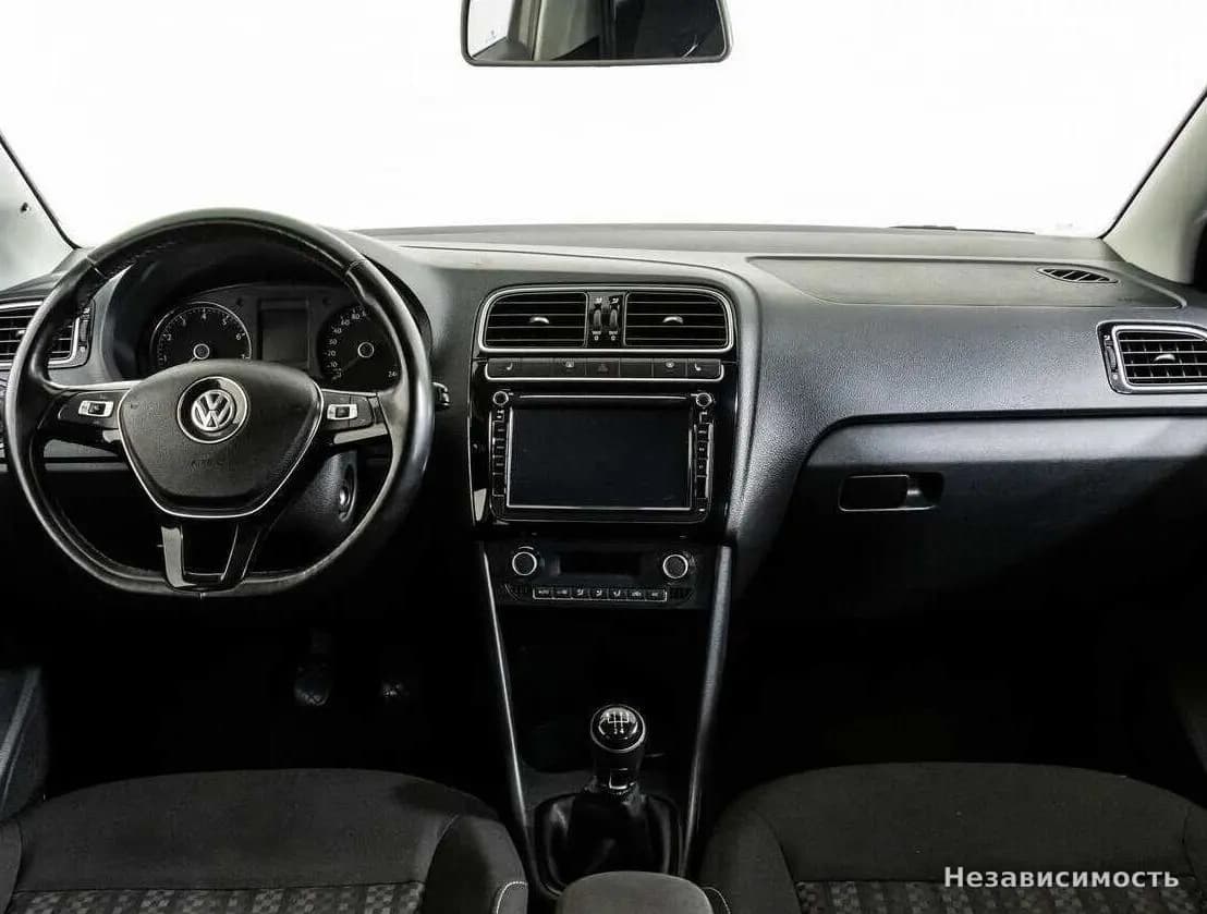 Volkswagen Polo 2018 с пробегом — фото 10