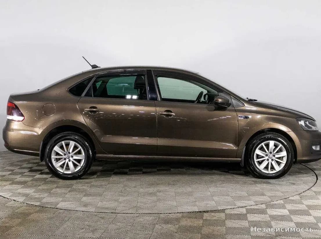 Volkswagen Polo 2019 с пробегом — фото 4