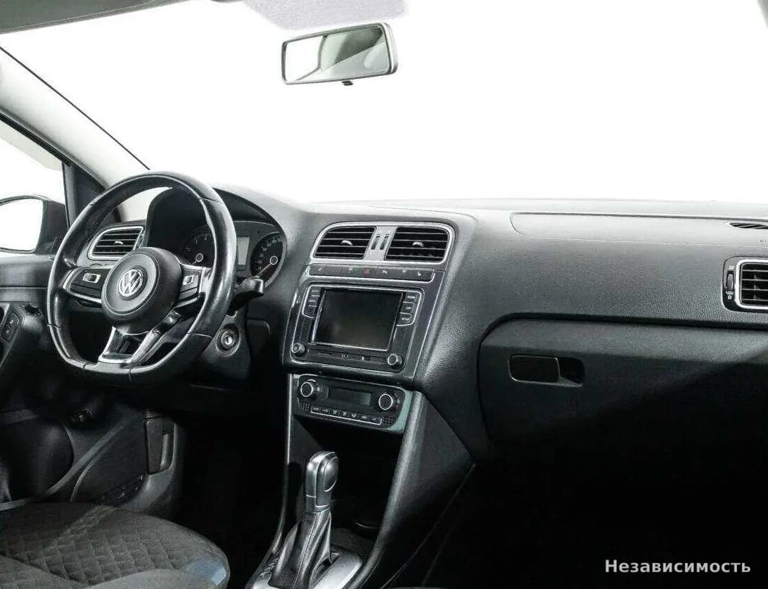 Volkswagen Polo 2019 с пробегом — фото 9
