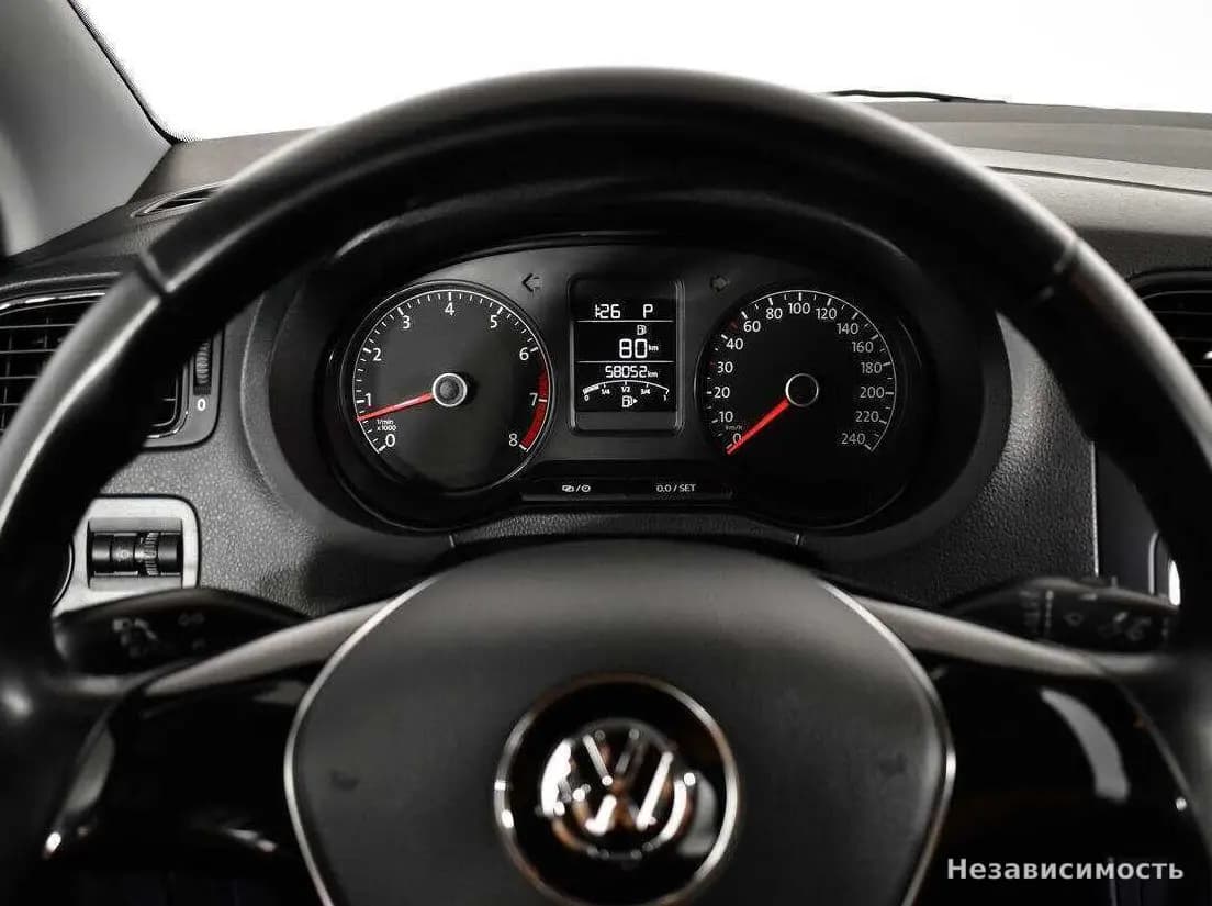 Volkswagen Polo 2016 с пробегом — фото 10