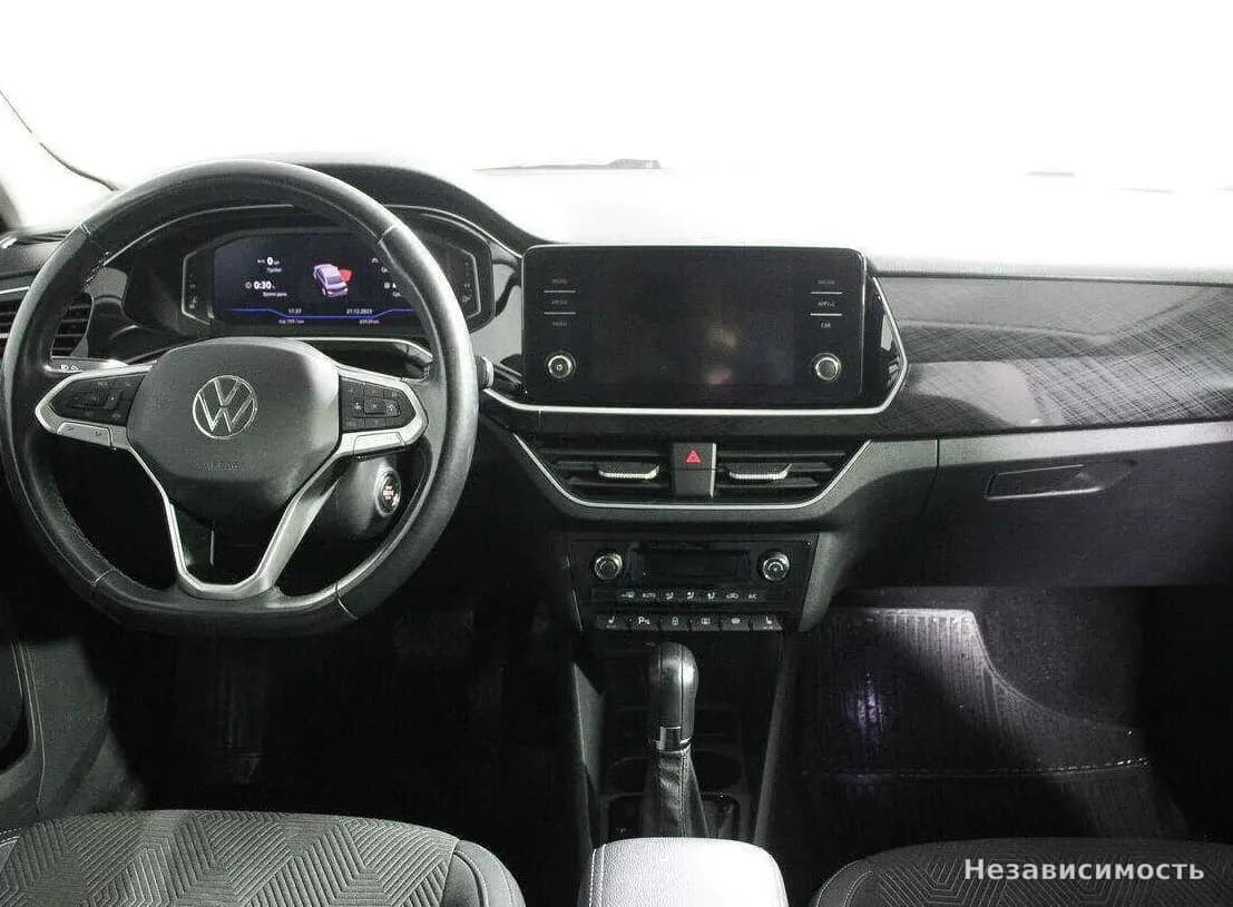 Volkswagen Polo 2021 с пробегом — фото 10