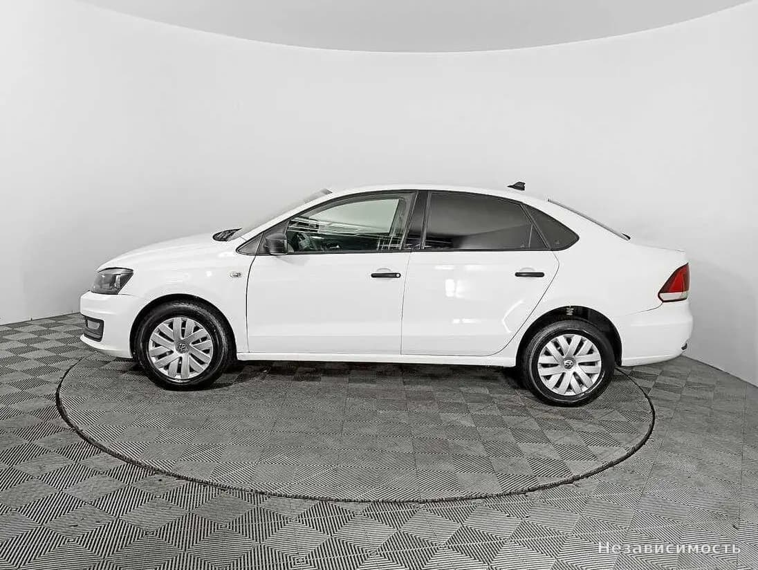Volkswagen Polo 2019 с пробегом — фото 8
