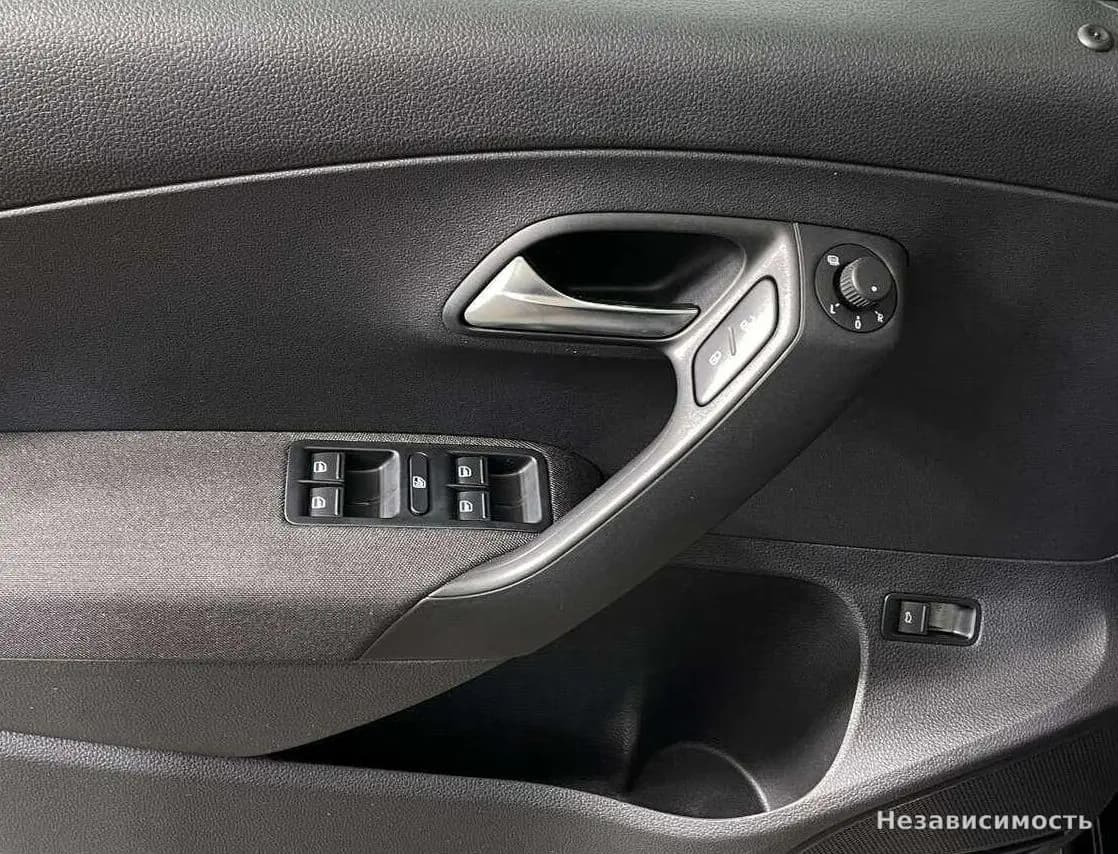 Volkswagen Polo 2019 с пробегом — фото 7