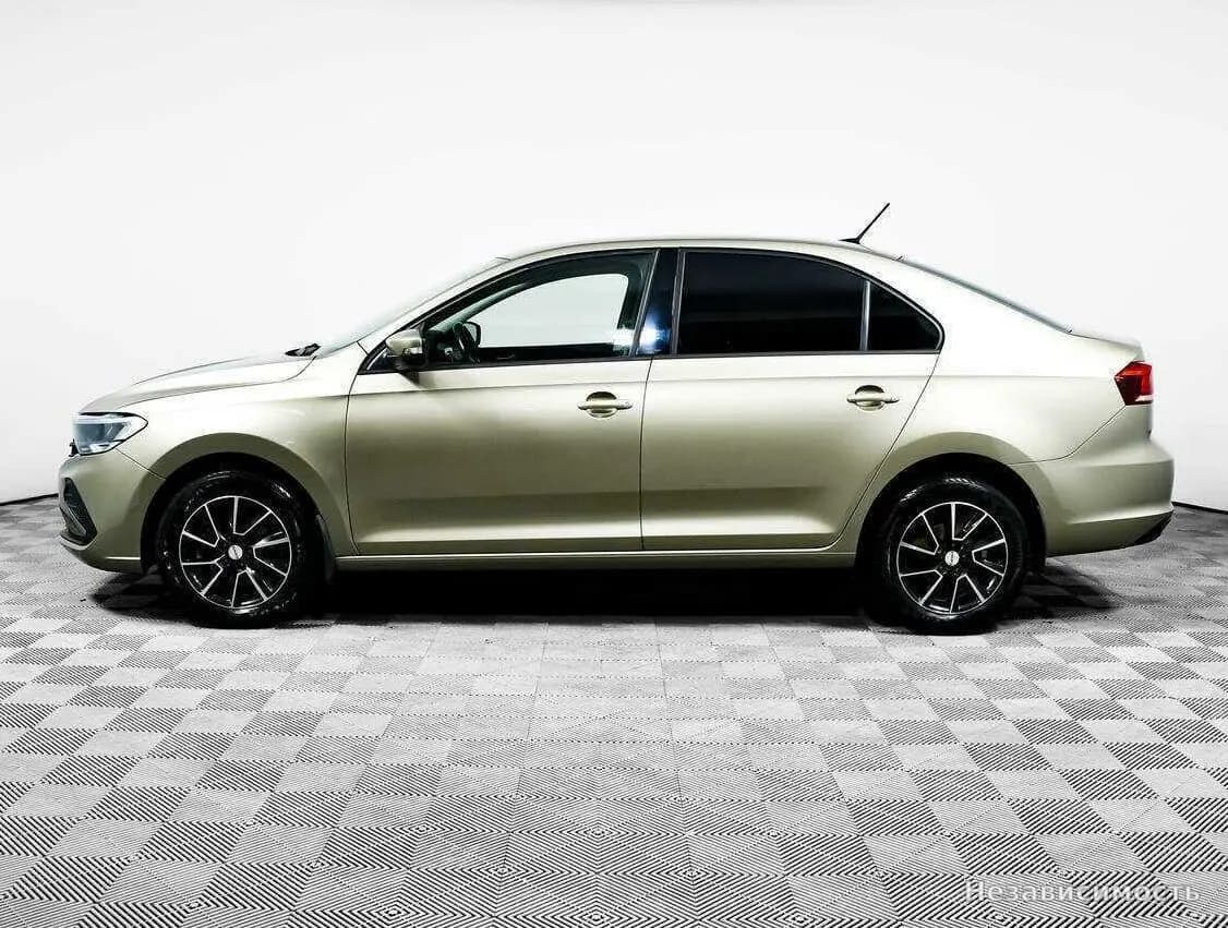 Volkswagen Polo 2021 с пробегом — фото 8