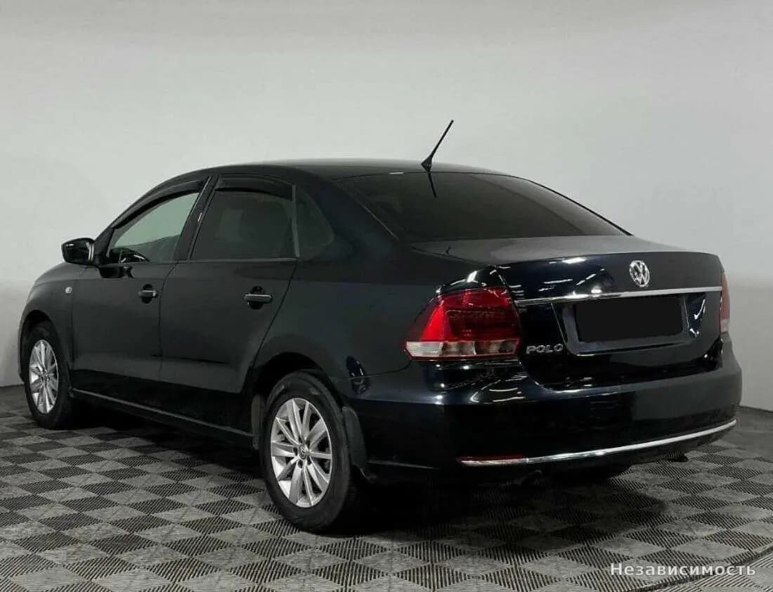 Volkswagen Polo 2016 с пробегом — фото 7