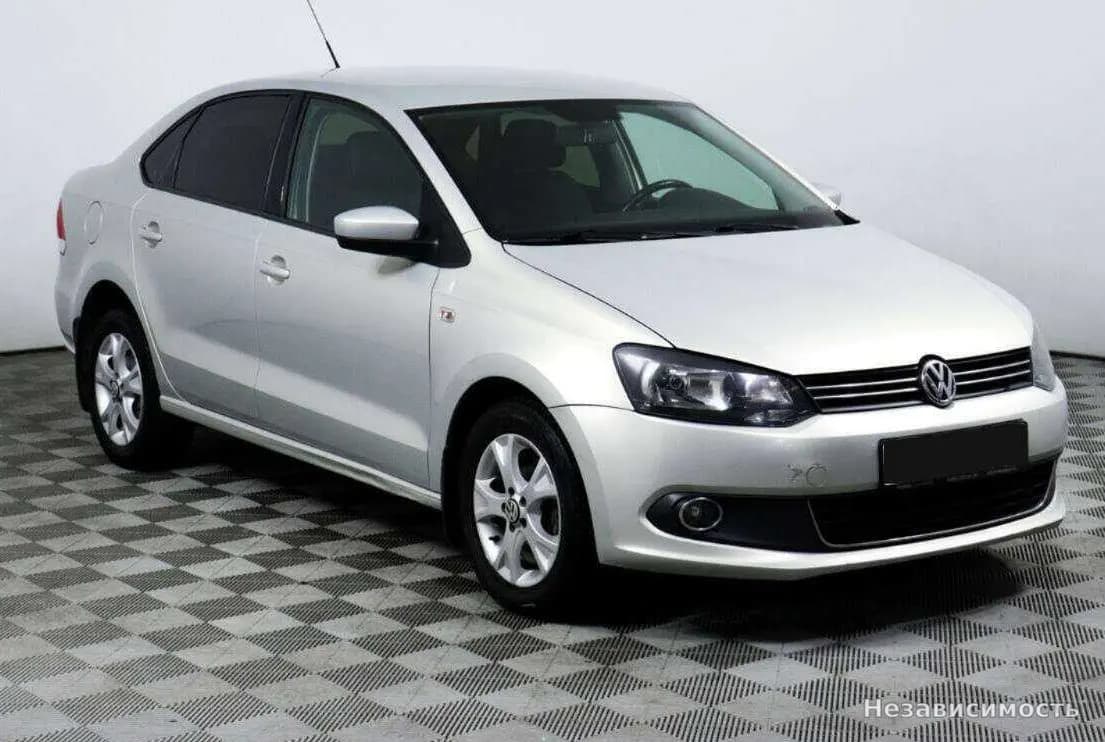 Volkswagen Polo 2012 с пробегом — фото 3