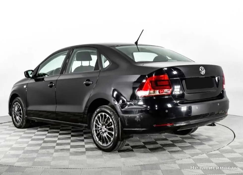 Volkswagen Polo 2015 с пробегом — фото 7