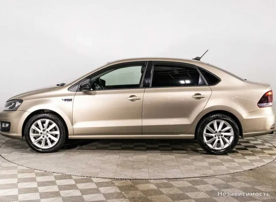 Volkswagen Polo 2018 с пробегом — фото 8