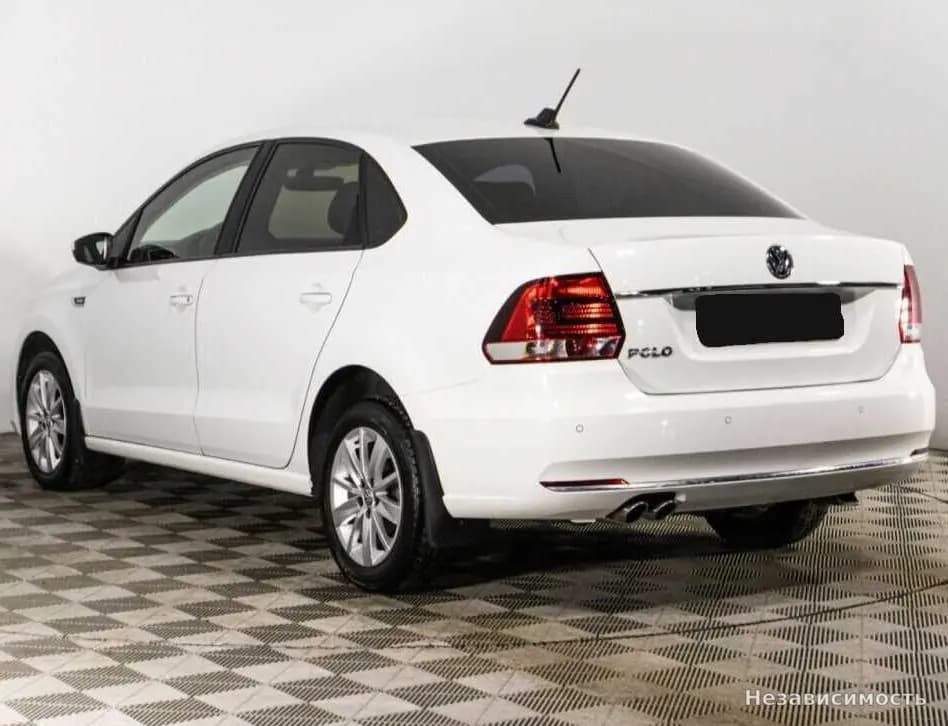 Volkswagen Polo 2017 с пробегом — фото 7