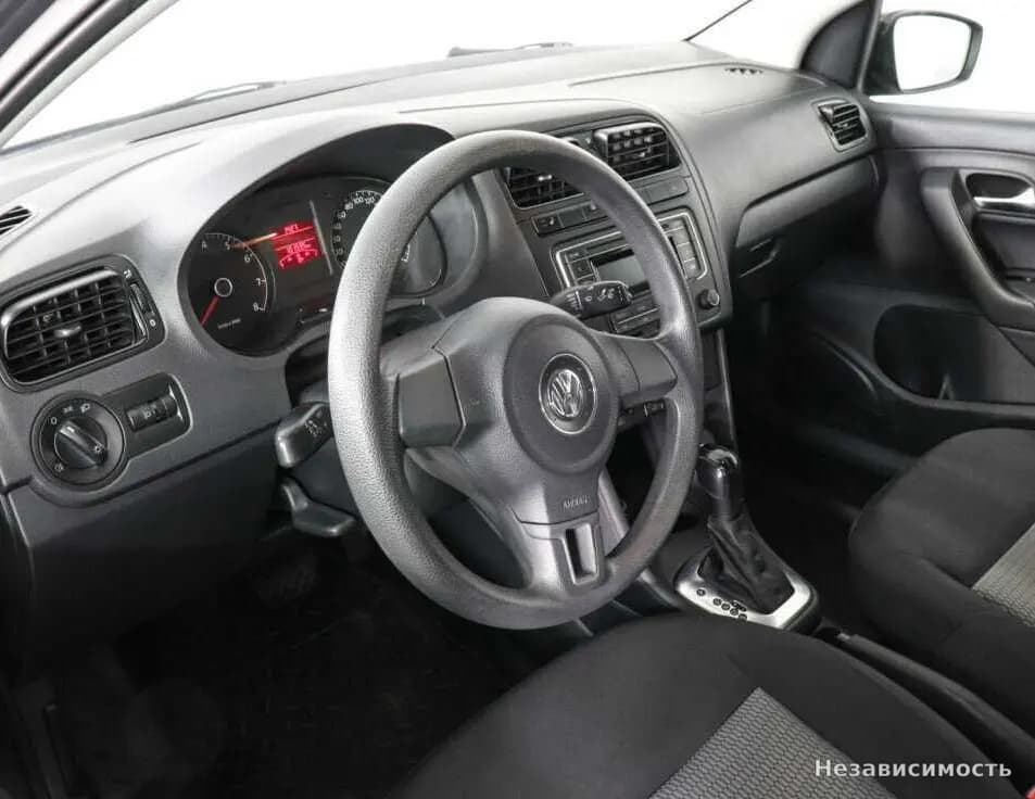 Volkswagen Polo 2013 с пробегом — фото 9