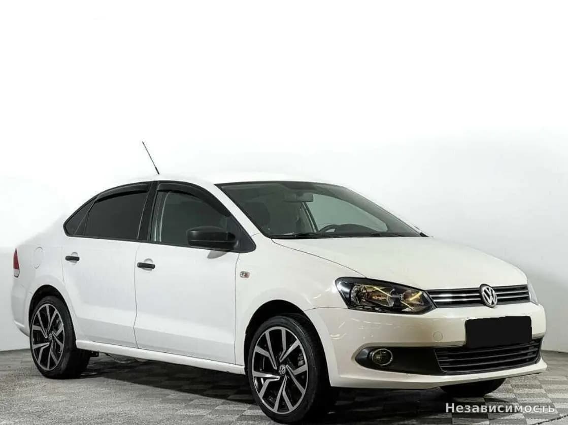 Volkswagen Polo 2012 с пробегом — фото 3