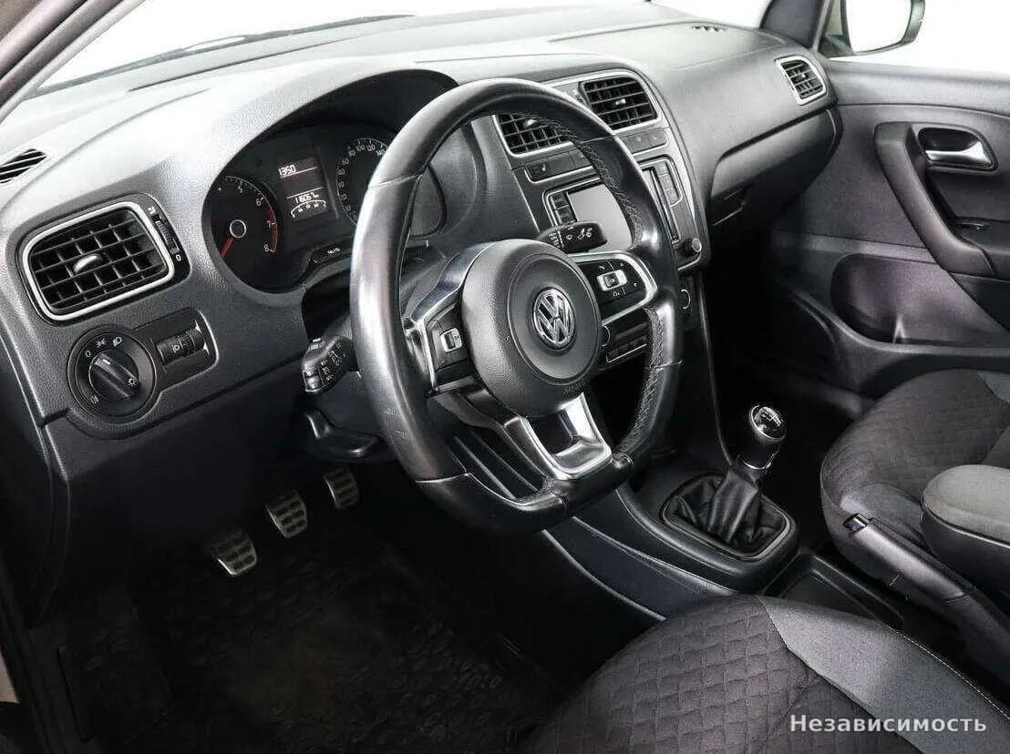 Volkswagen Polo 2018 с пробегом — фото 8