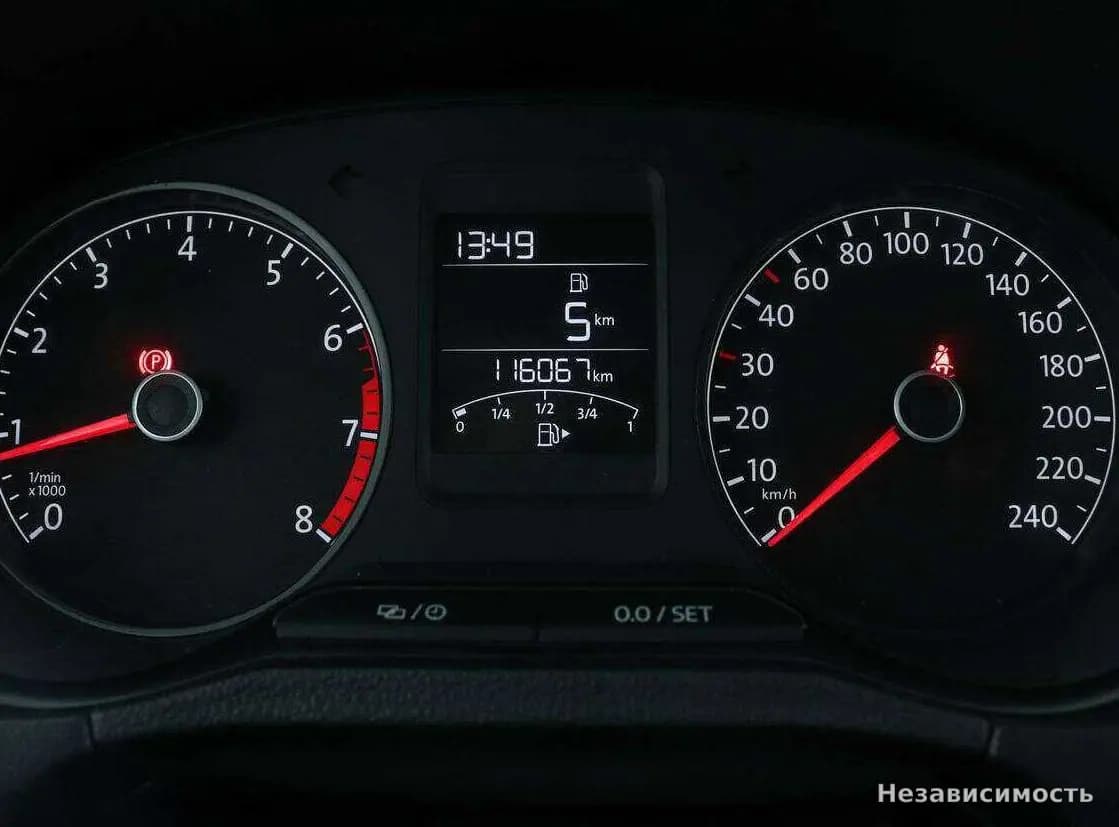 Volkswagen Polo 2018 с пробегом — фото 10