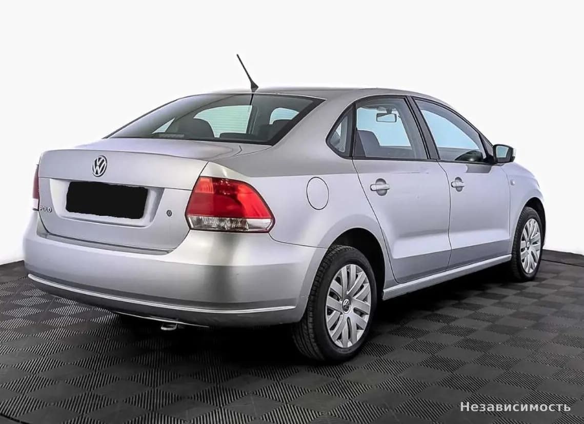 Volkswagen Polo 2015 с пробегом — фото 5