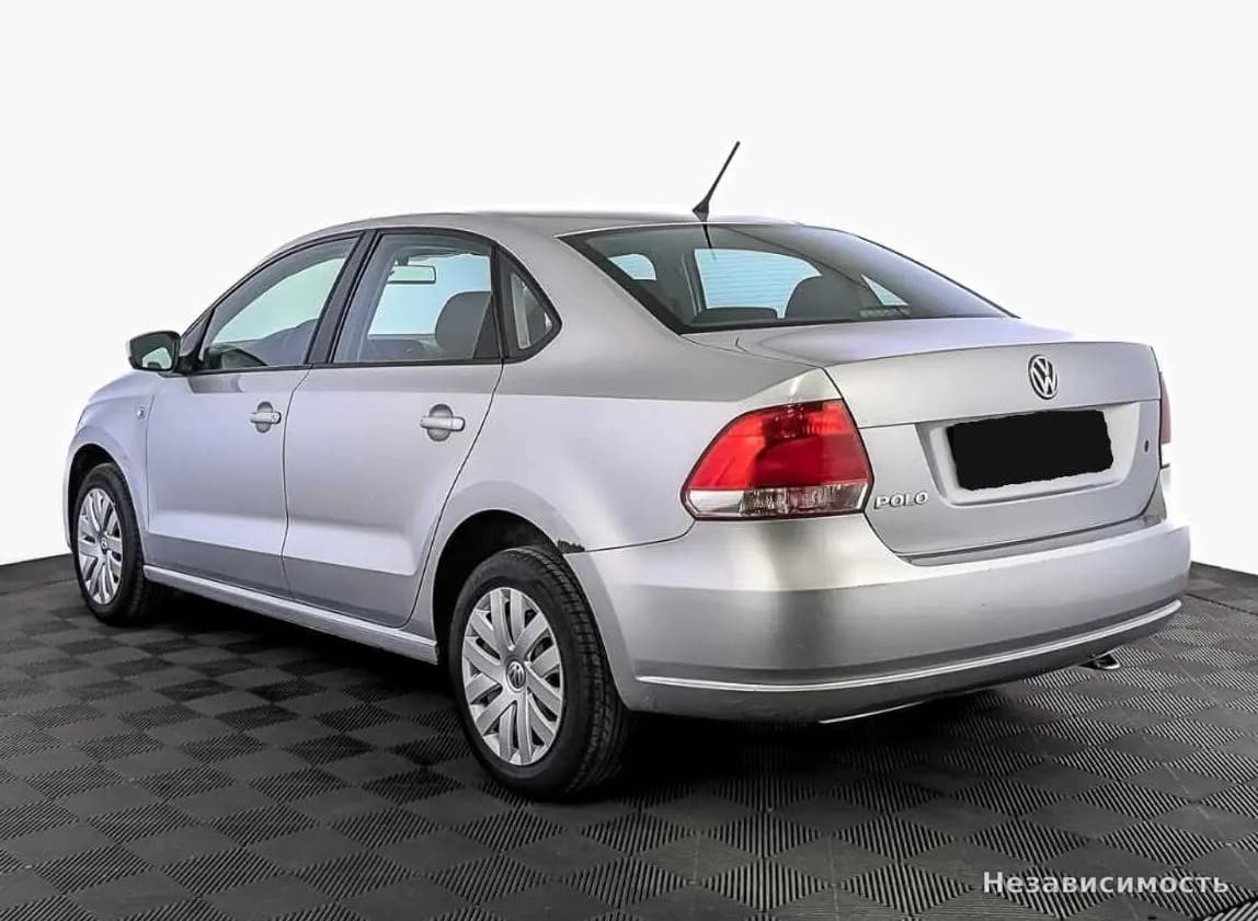 Volkswagen Polo 2015 с пробегом — фото 7