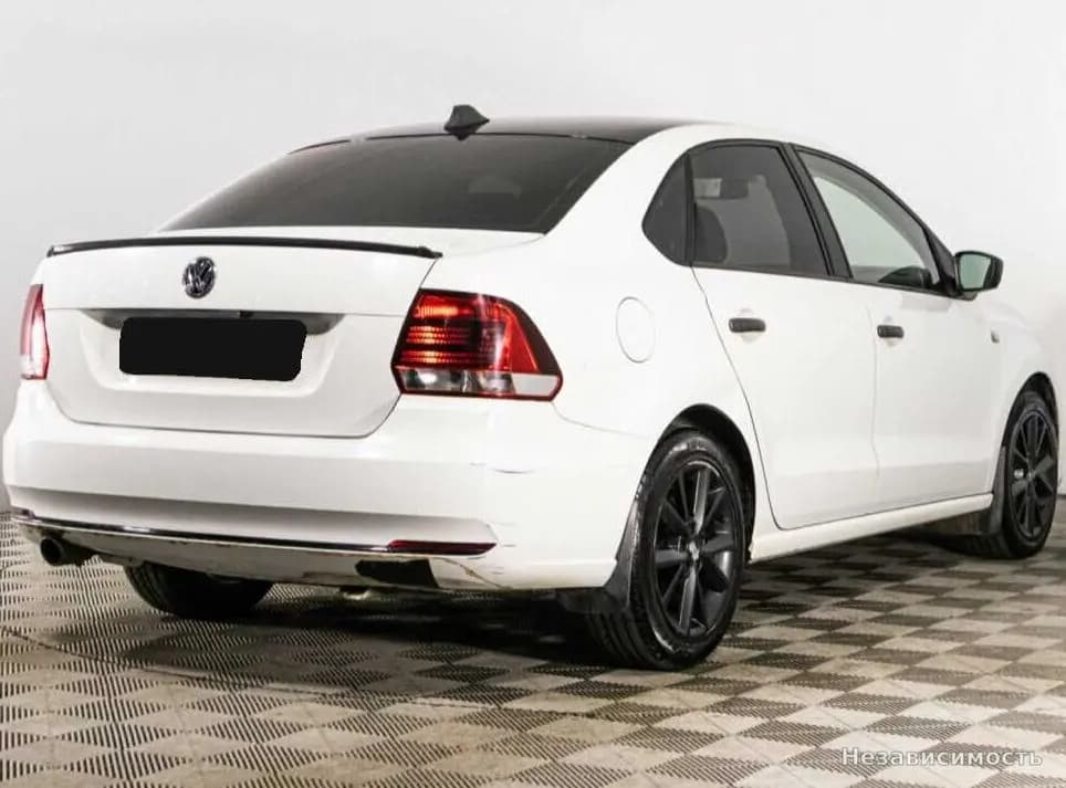 Volkswagen Polo 2015 с пробегом — фото 5