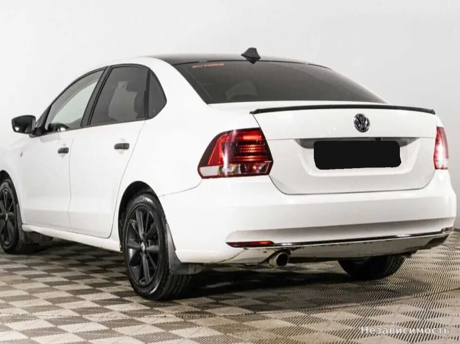 Volkswagen Polo 2015 с пробегом — фото 7