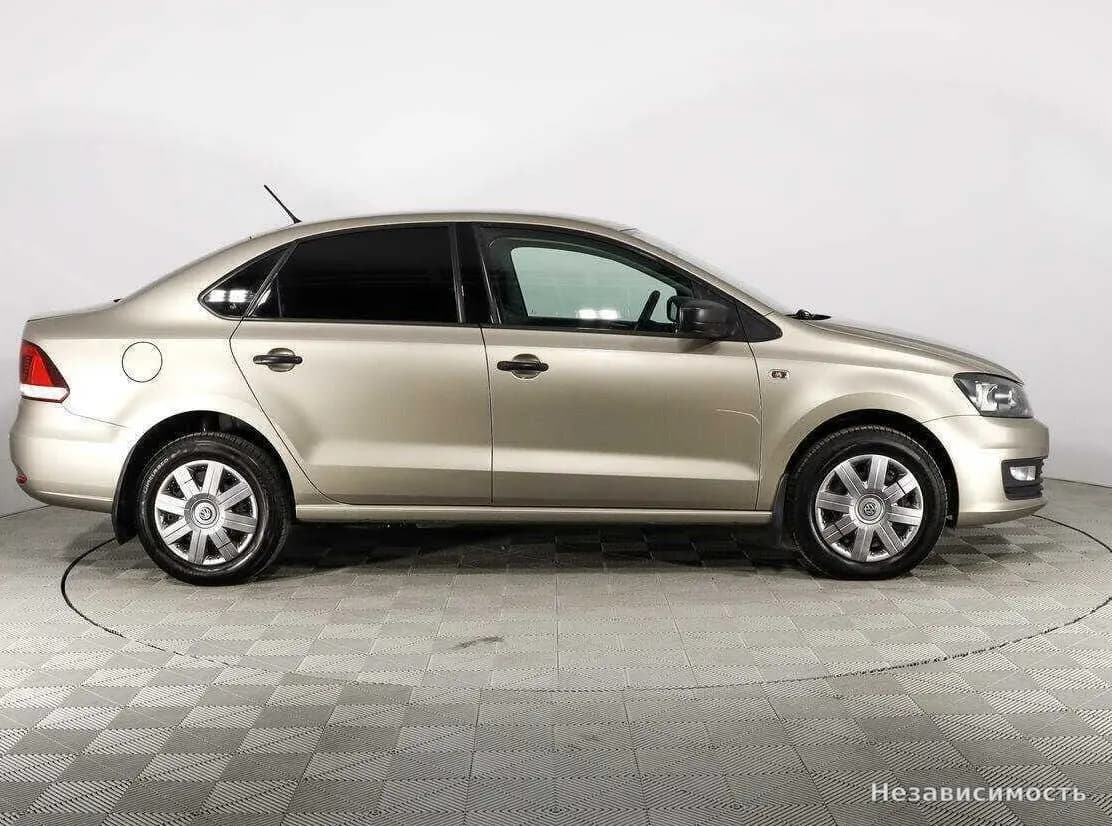 Volkswagen Polo 2016 с пробегом — фото 5