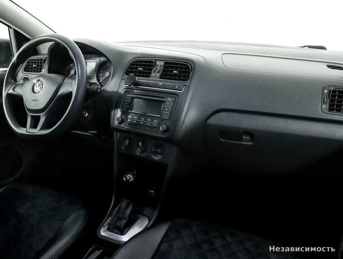 Volkswagen Polo 2016 с пробегом — фото 9