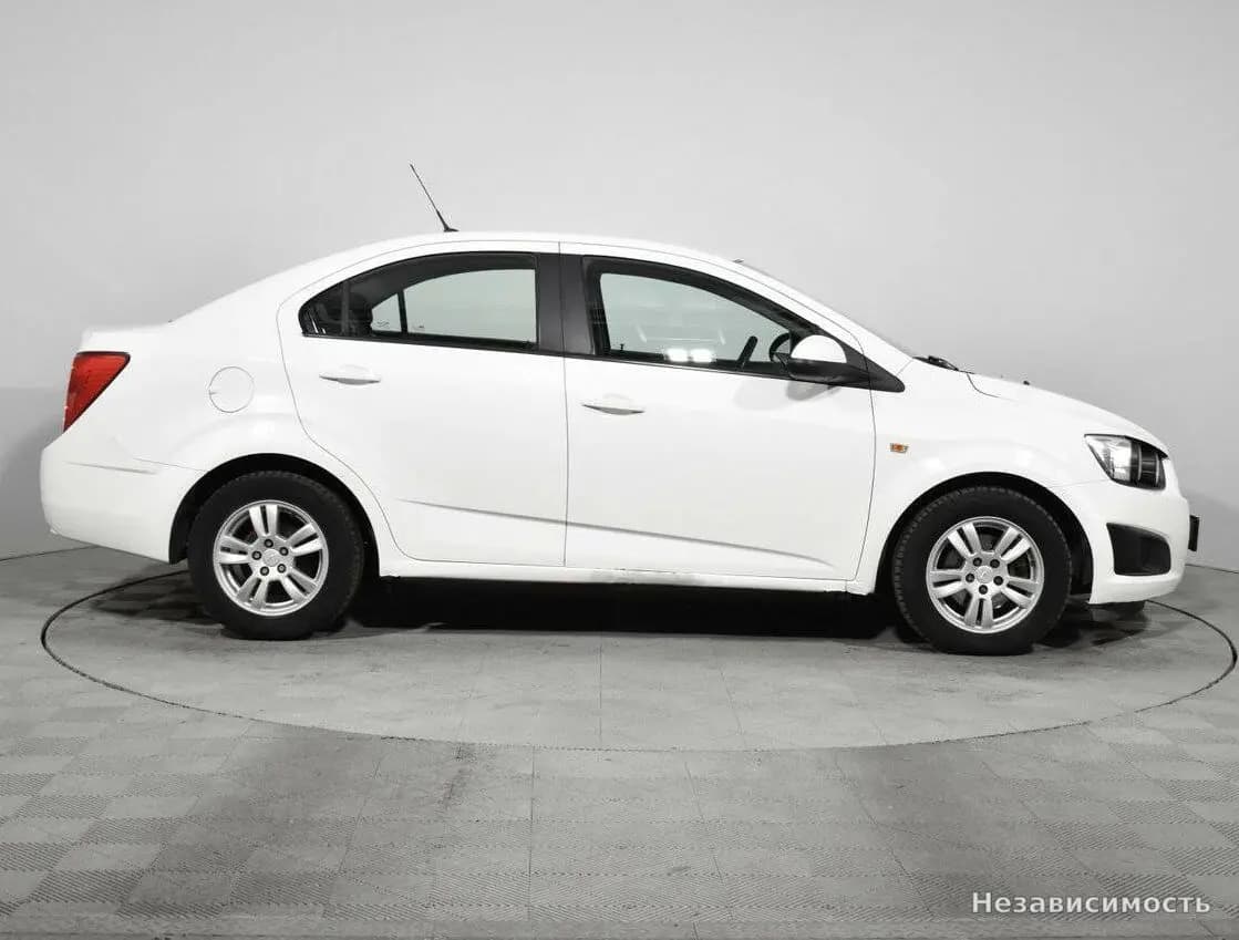 Chevrolet Aveo 2013 с пробегом — фото 4