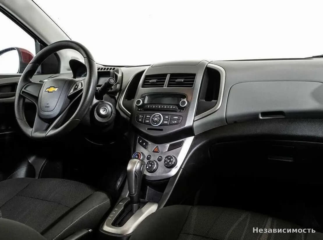 Chevrolet Aveo 2015 с пробегом — фото 9