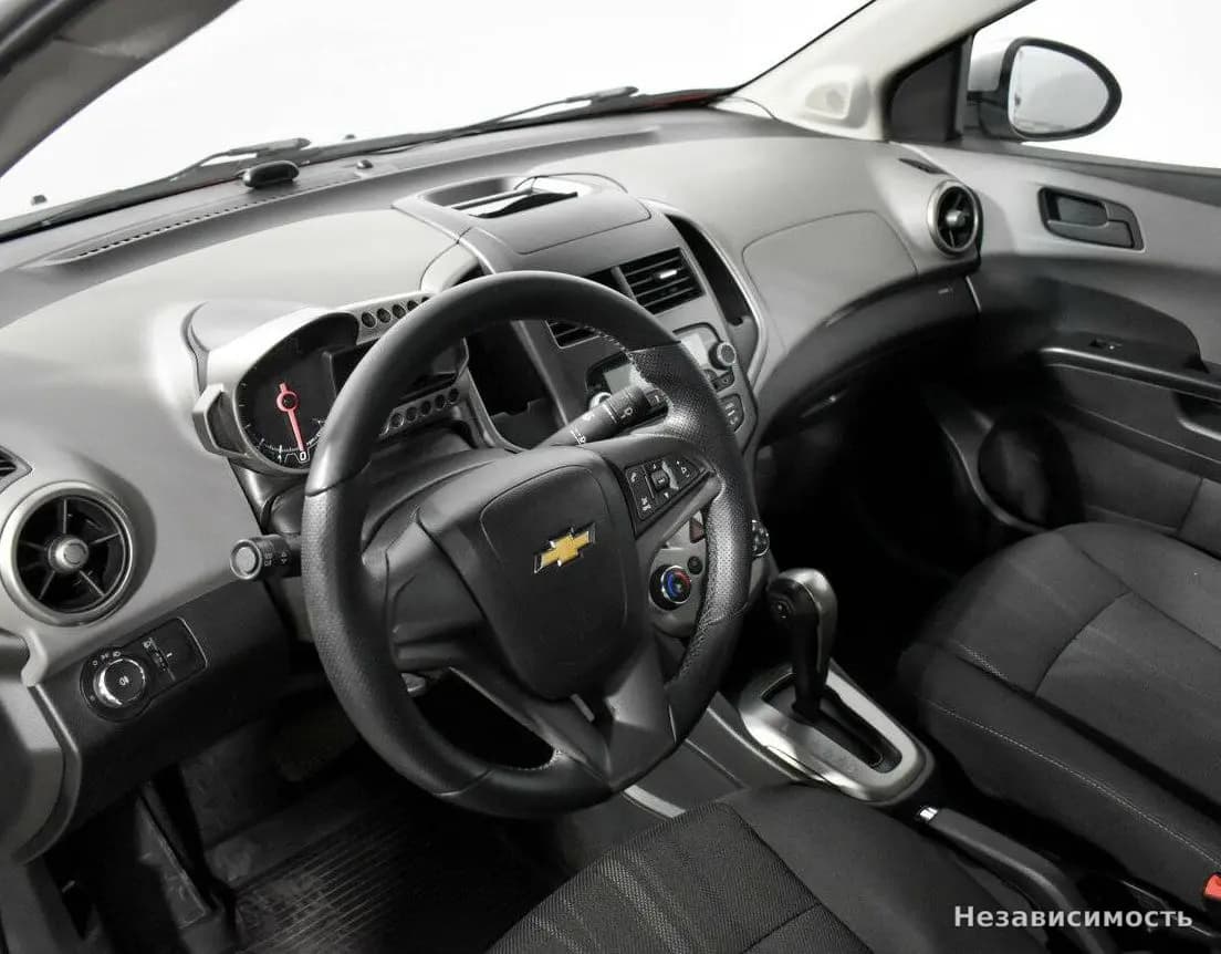 Chevrolet Aveo 2014 с пробегом — фото 9