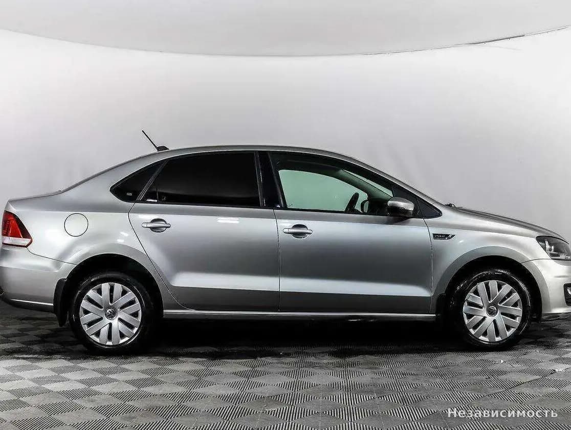 Volkswagen Polo 2018 с пробегом — фото 4
