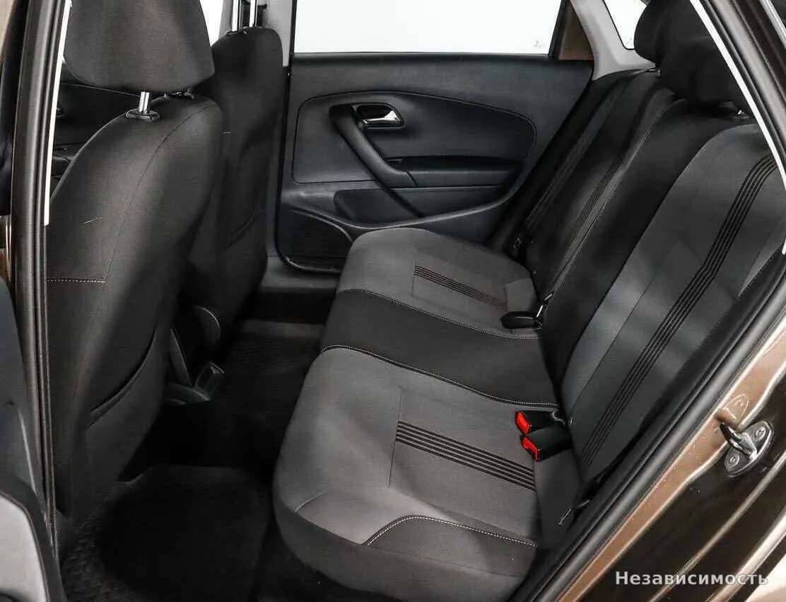 Volkswagen Polo 2016 с пробегом — фото 10