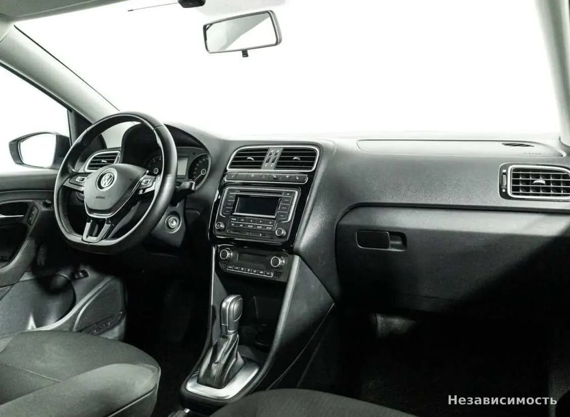 Volkswagen Polo 2018 с пробегом — фото 9