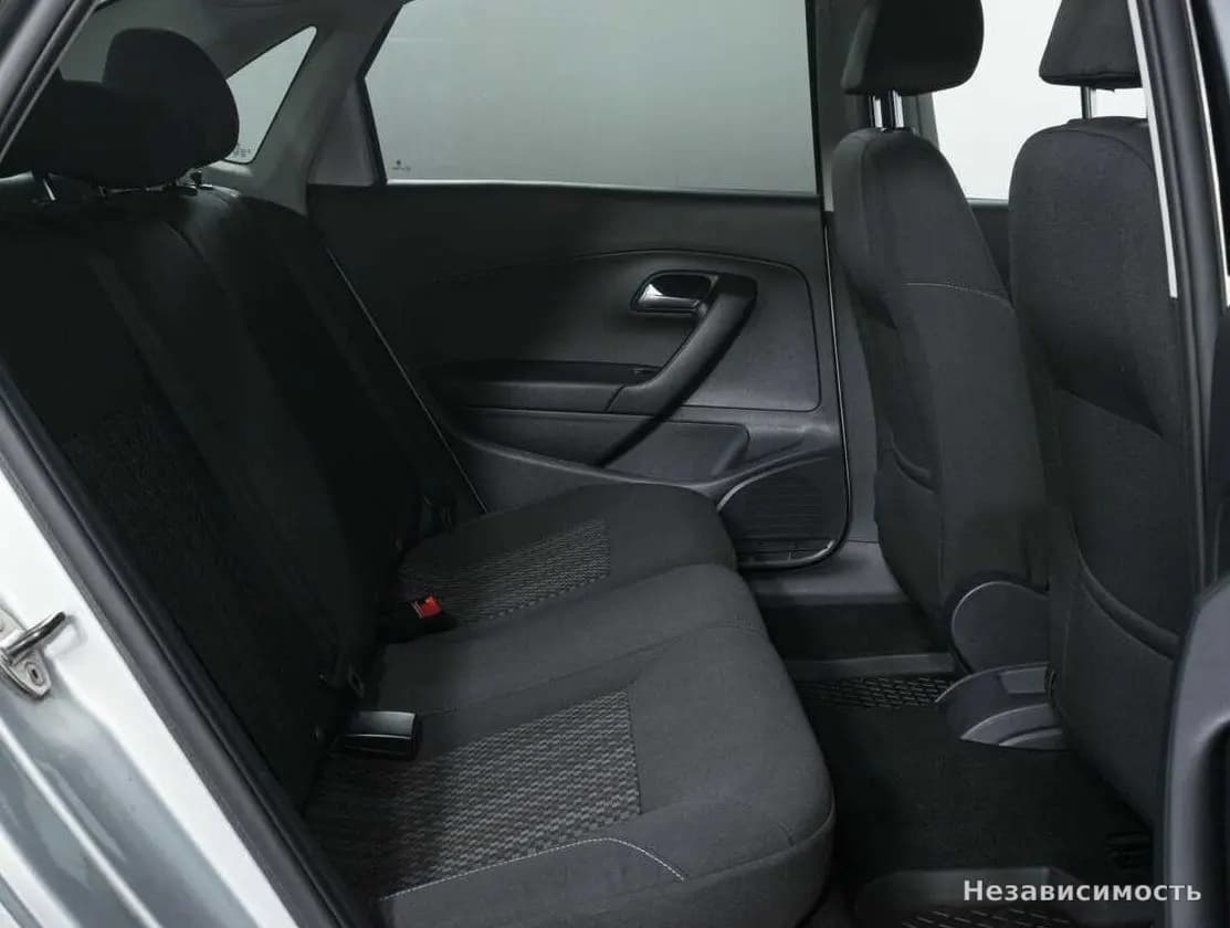 Volkswagen Polo 2017 с пробегом — фото 10