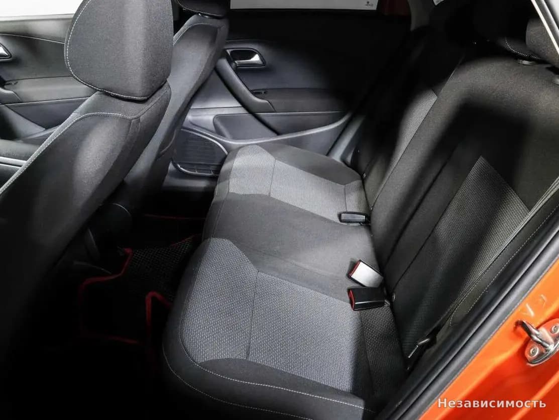 Volkswagen Polo 2018 с пробегом — фото 10