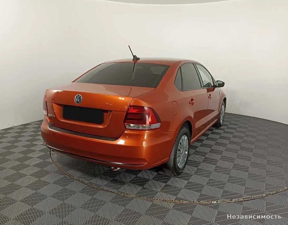 Volkswagen Polo 2017 с пробегом — фото 4